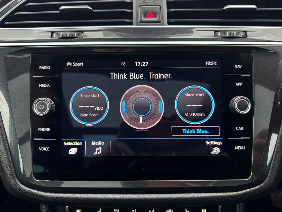 2019 Volkswagen Tiguan - image 17