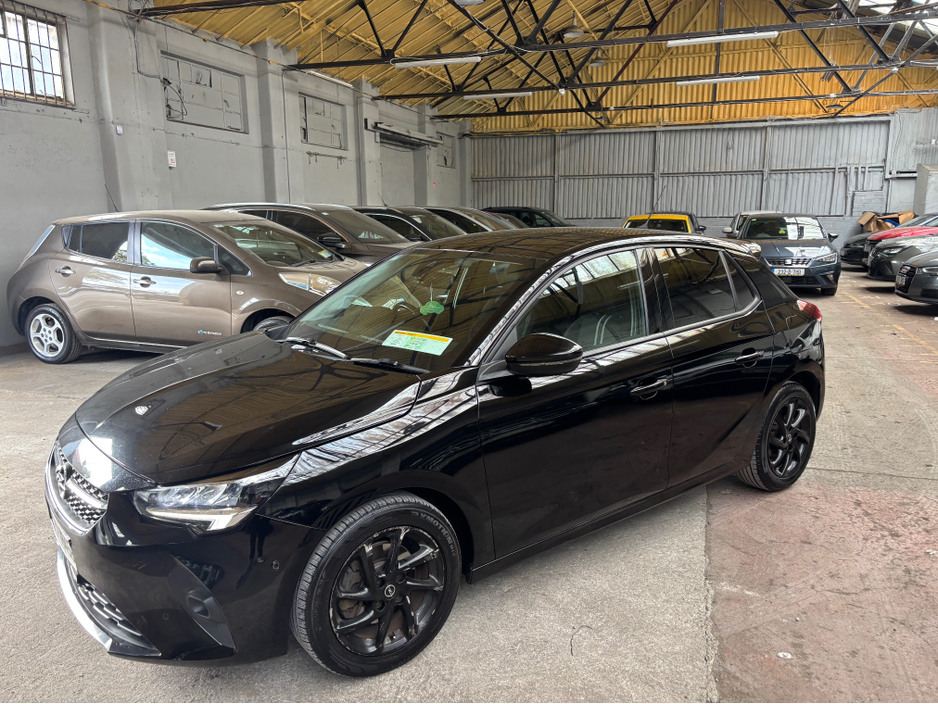 2022 Opel Corsa - image 17