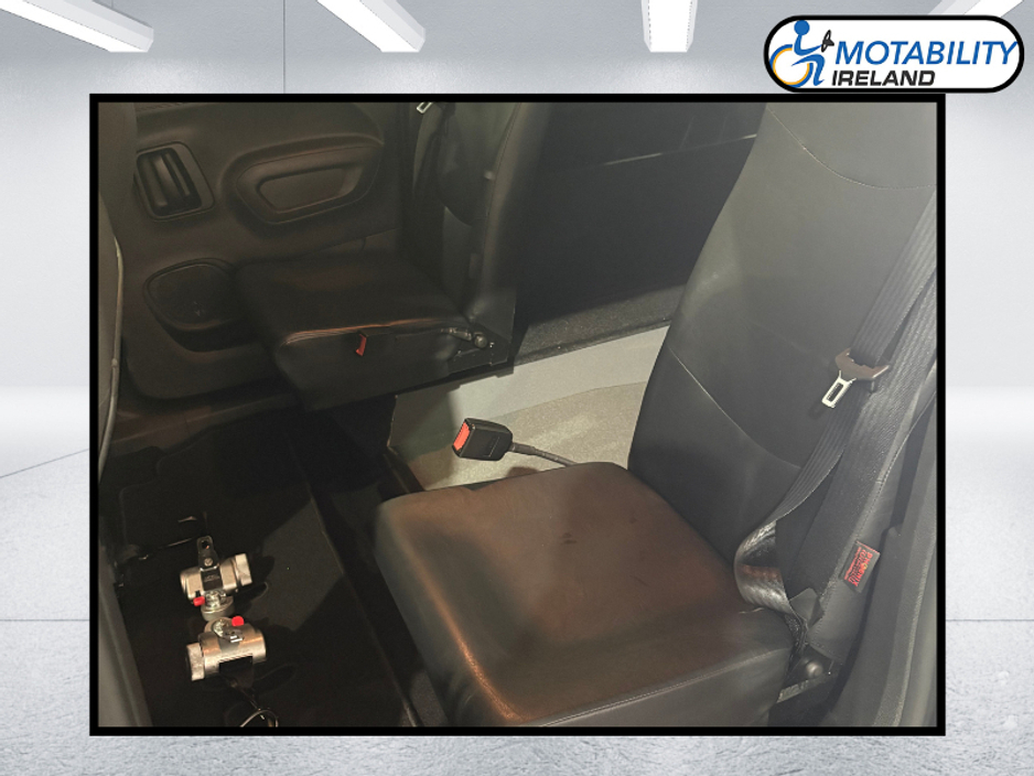 2023 Citroen Berlingo Multispace Wheelchair Accessible €41,995