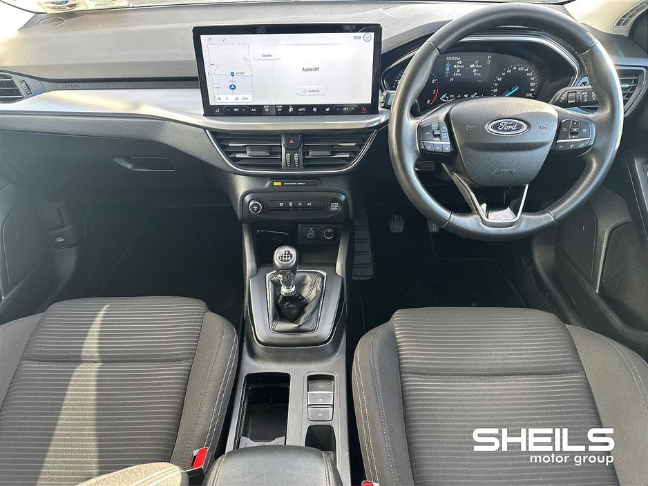 2023 Ford Focus - image 3