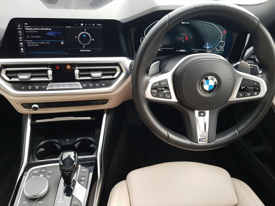 2021 BMW 3 Series - image 5