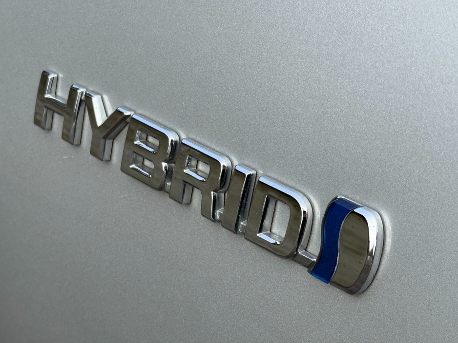 2020 Toyota Yaris - image 15