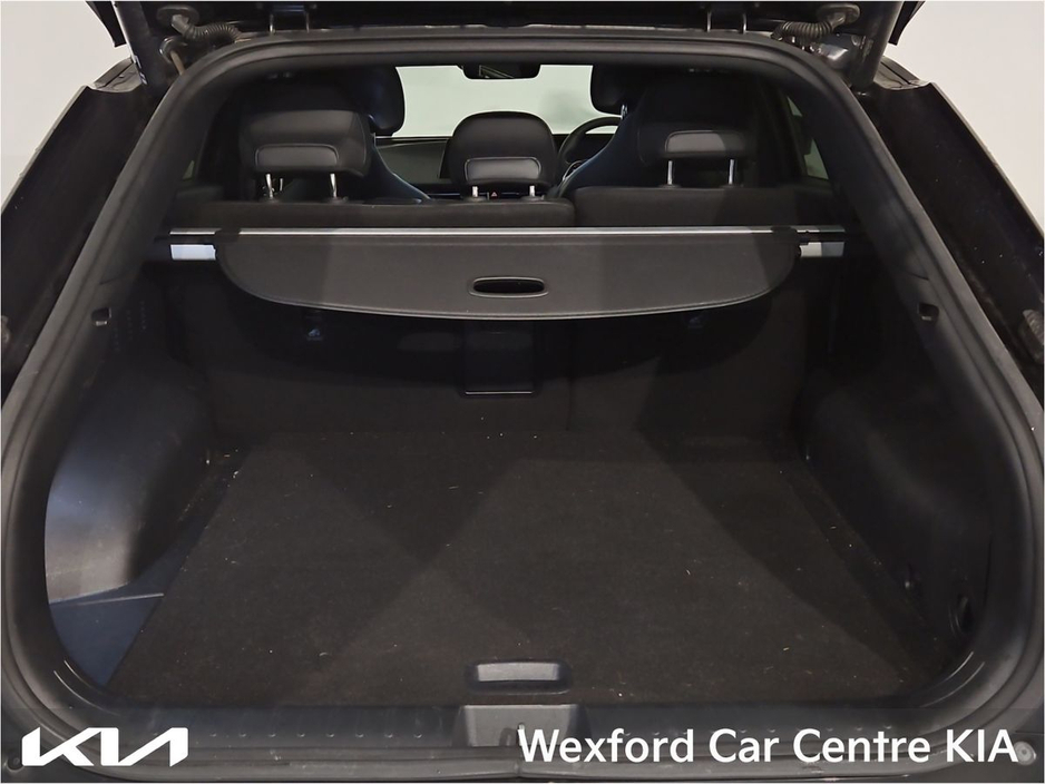 2023 Kia EV6 - image 12