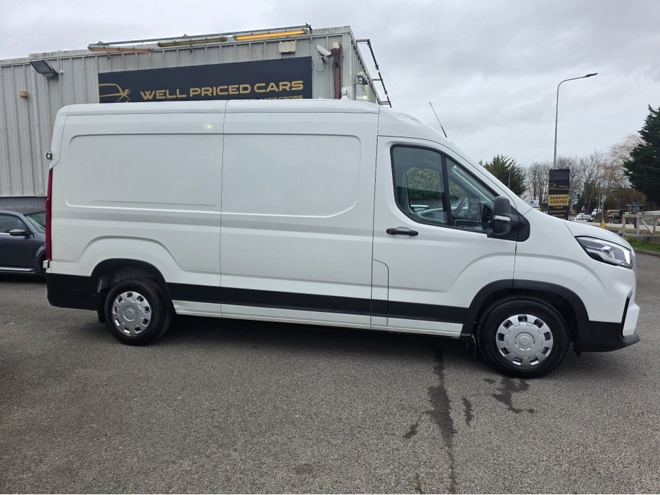 2022 Maxus Deliver 9 PV LH FWD BASE 4DR €5,500