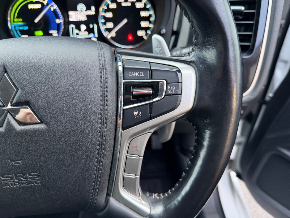 2019 Mitsubishi Outlander - image 22