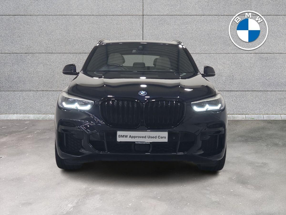 2022 BMW X5 xDrive45e M Sport €65,950