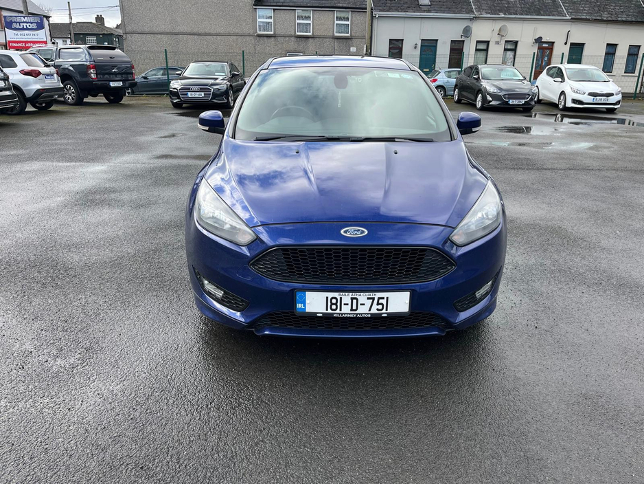 2018 Ford Focus - image 5