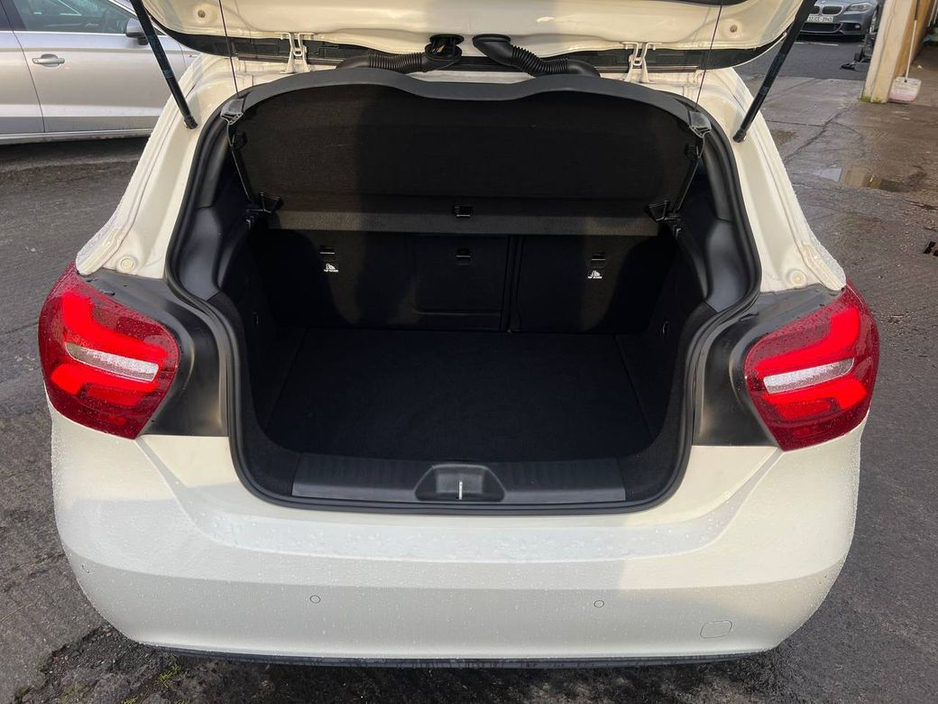 2017 Mercedes-Benz A Class A180 AMG-STYLE 1.6 AUTO // NEW 19" AMG-LINE ALLOYS // BLUETOOTH MUSIC // HEATED SEATS €16,900