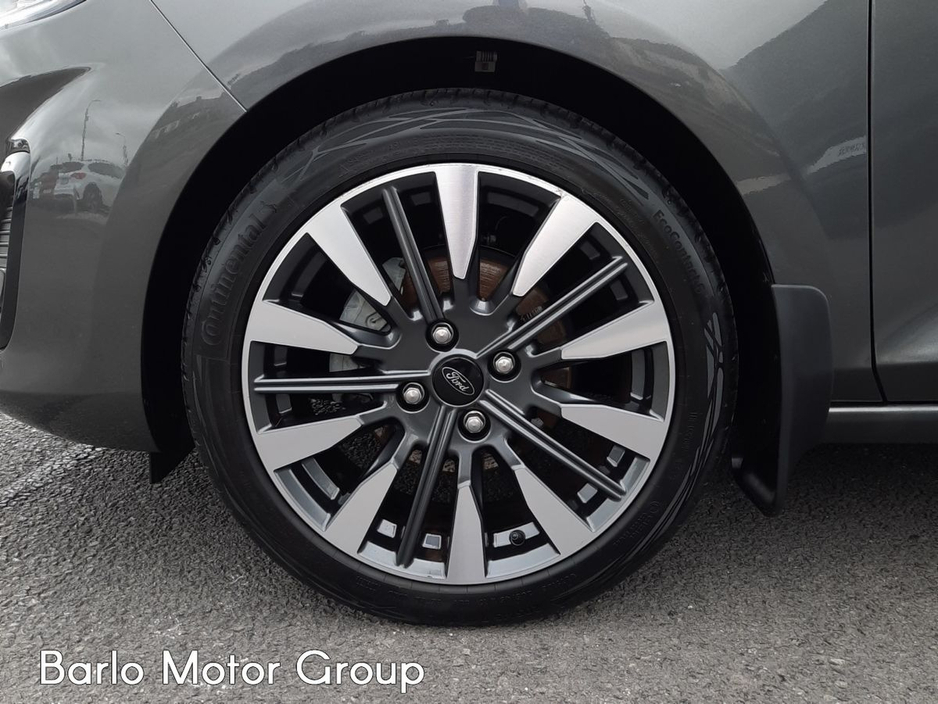 2022 Ford Fiesta - image 16