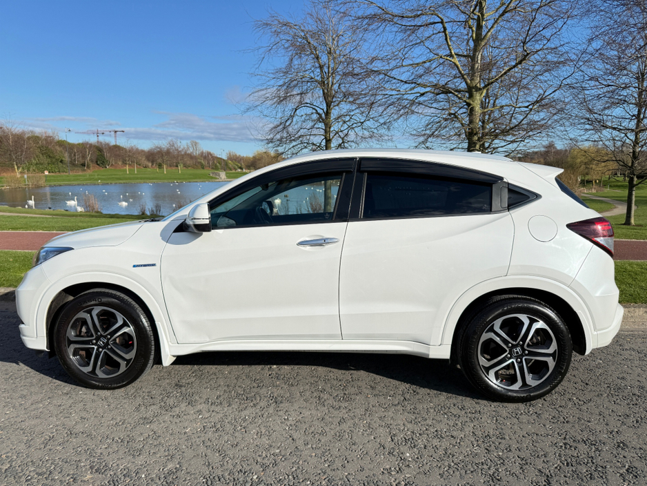 2015 Honda Vezel - image 6