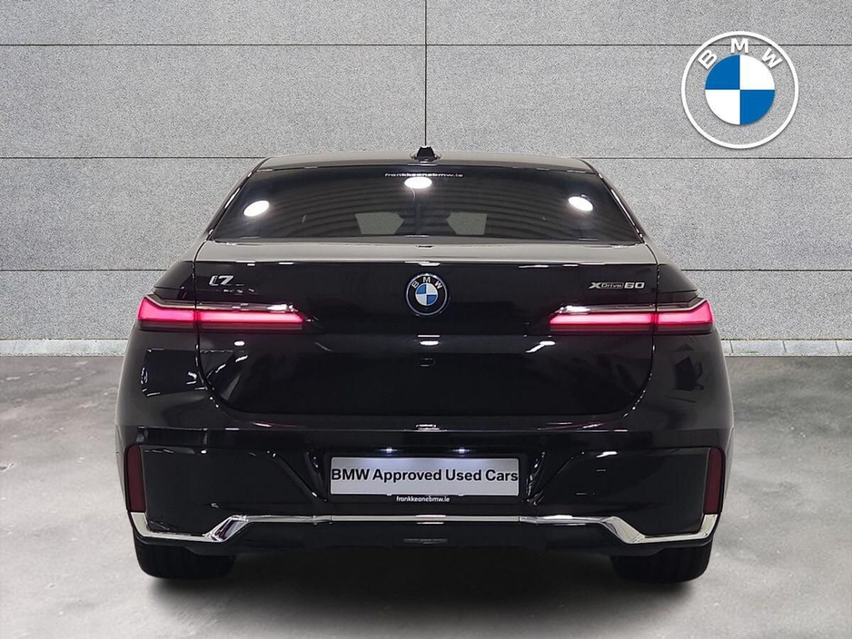 2024 BMW i7 - image 15