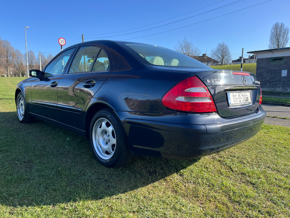 2005 Mercedes-Benz E Class - image 6