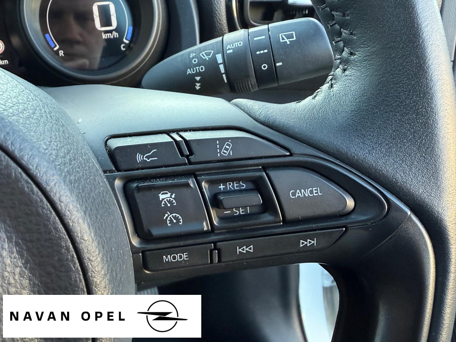 2023 Toyota Yaris Cross Cross Luna 1.5 Hybrid €26,950