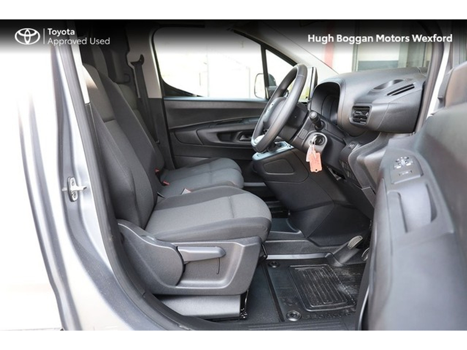 2024 Toyota Proace City 1.5 GX SWB, BIG DEMO SALE! €21,900