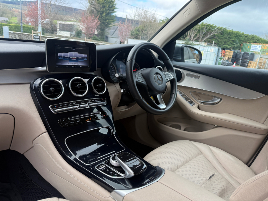 2018 Mercedes-Benz GLC Class - image 13