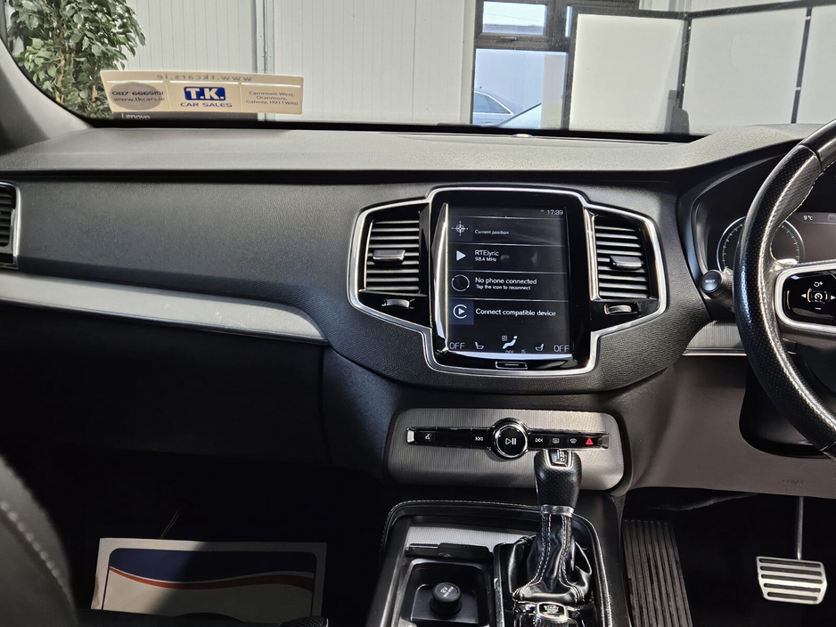 2018 Volvo XC90 - image 14