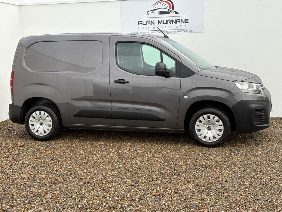2023 Citroen Berlingo 100BHP ENTERPRISE MODEL 6 SPEED AS NEW CONDITION €17,950