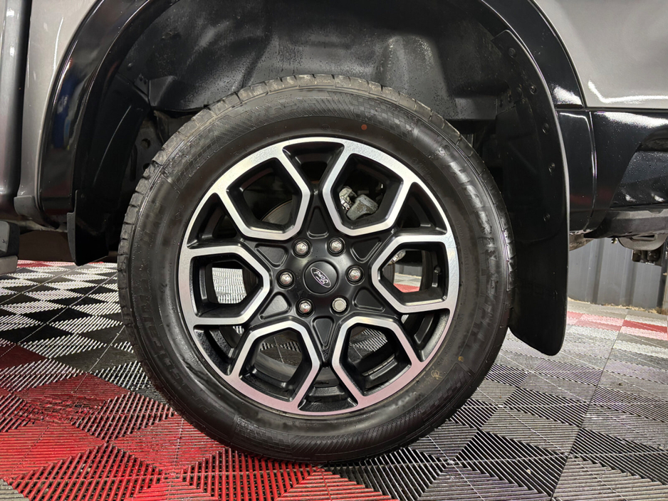 2025 Ford Ranger - image 13