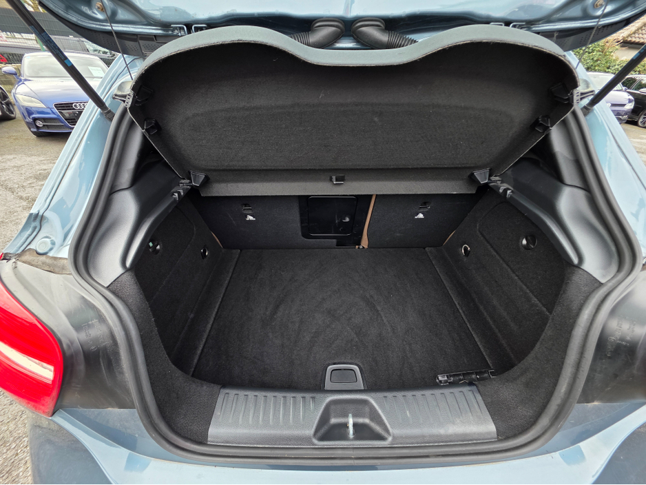 2013 Mercedes-Benz A Class - image 9