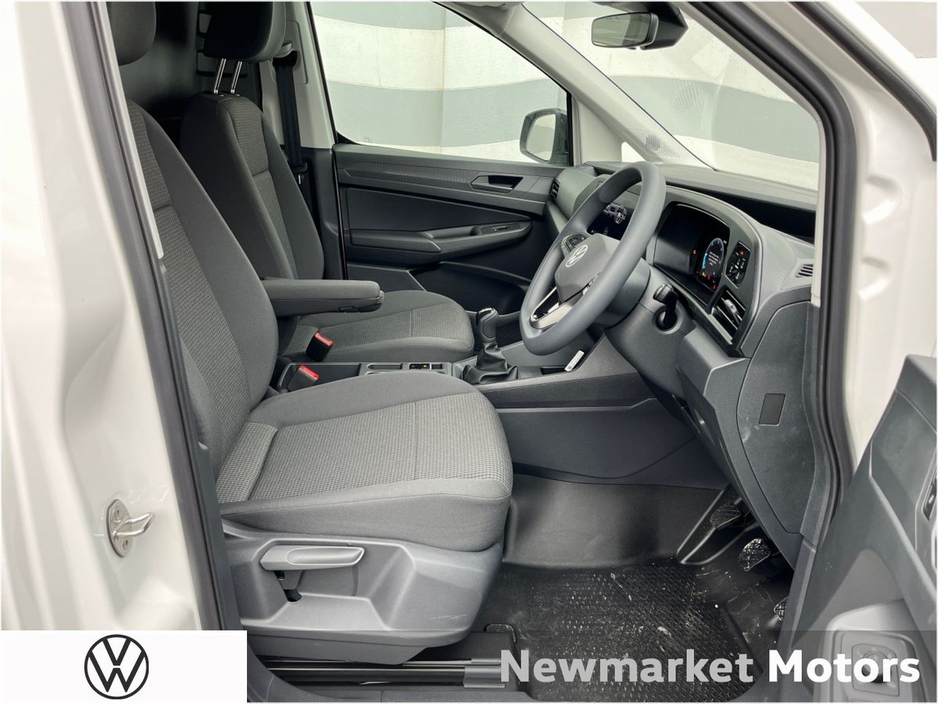 2026 Volkswagen Caddy - image 11