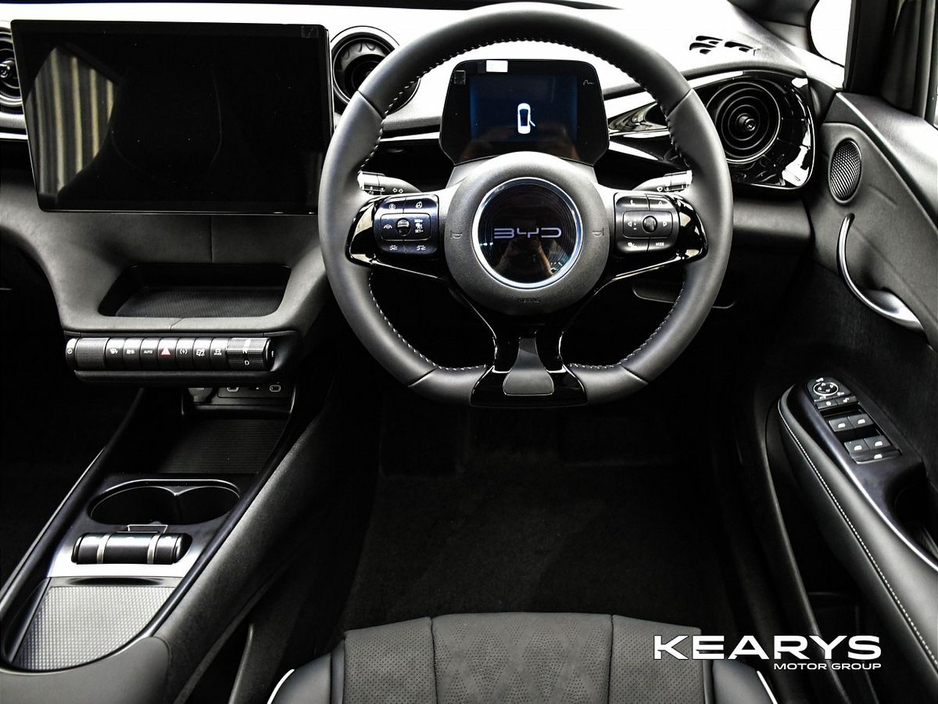 2025 BYD Dolphin - image 16