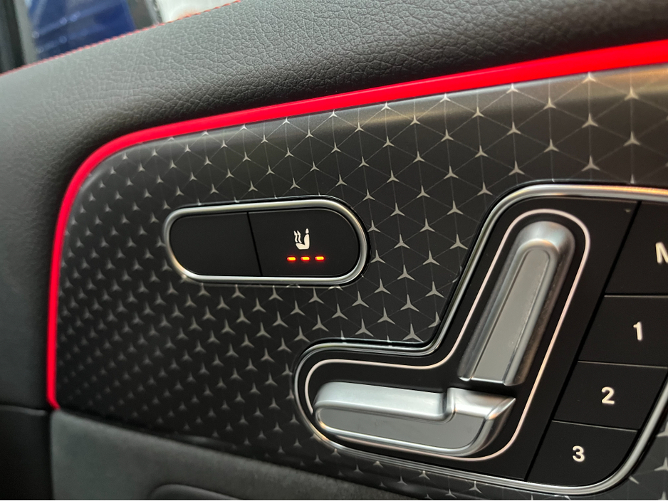 2025 Mercedes-Benz EQA - image 13