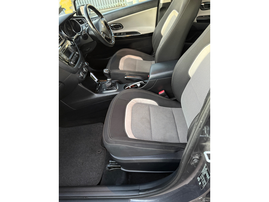 2015 Kia Ceed - image 10