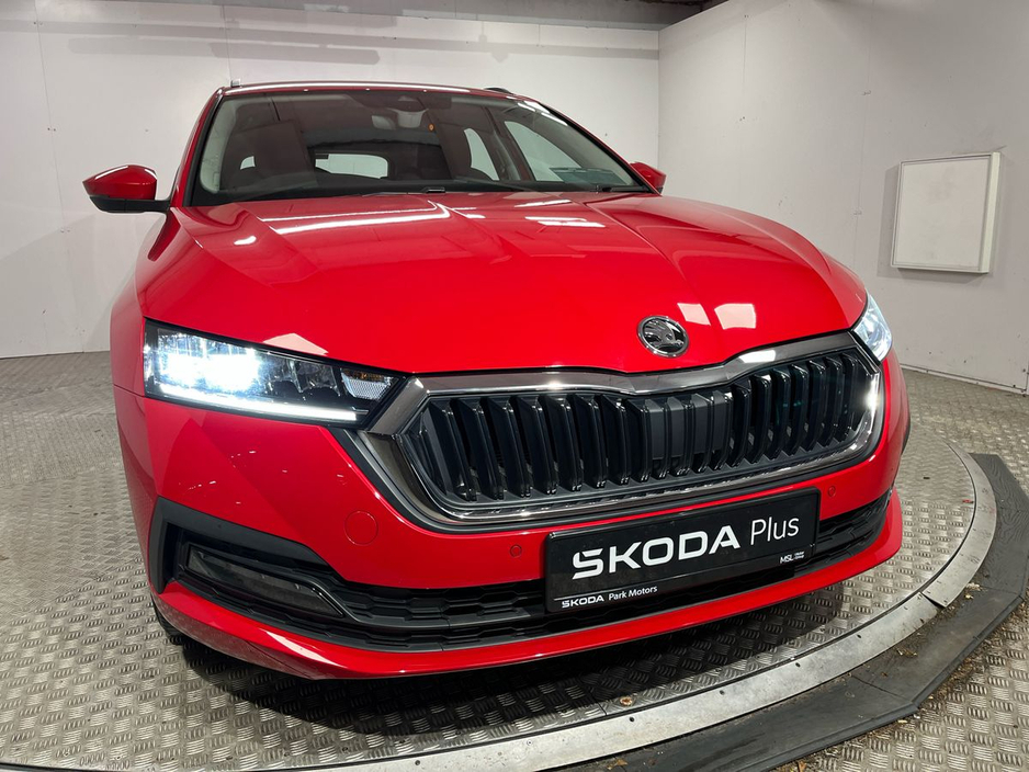 2023 Skoda Octavia Ambition Combi 1.0TSI 110BHP - Reversing Camera - Climate Control - Cruise Control - Auto Lights/Wipers - Apple CarPlay/Android Auto €25,950