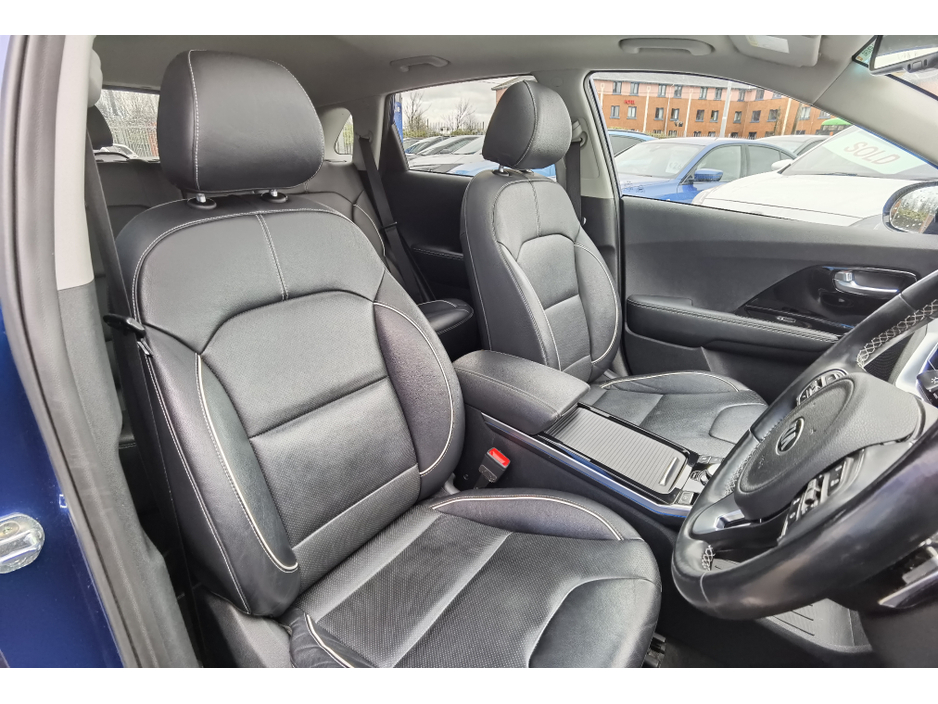 2021 Kia Niro 64KWH EV 4 PLUS **SUNROOF** - FINANCE AVAILABLE - CALL US TODAY ON 01 492 6566 OR 087-092 5525 €17,450