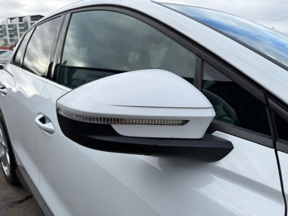 2024 Audi Q4 e-tron - image 43