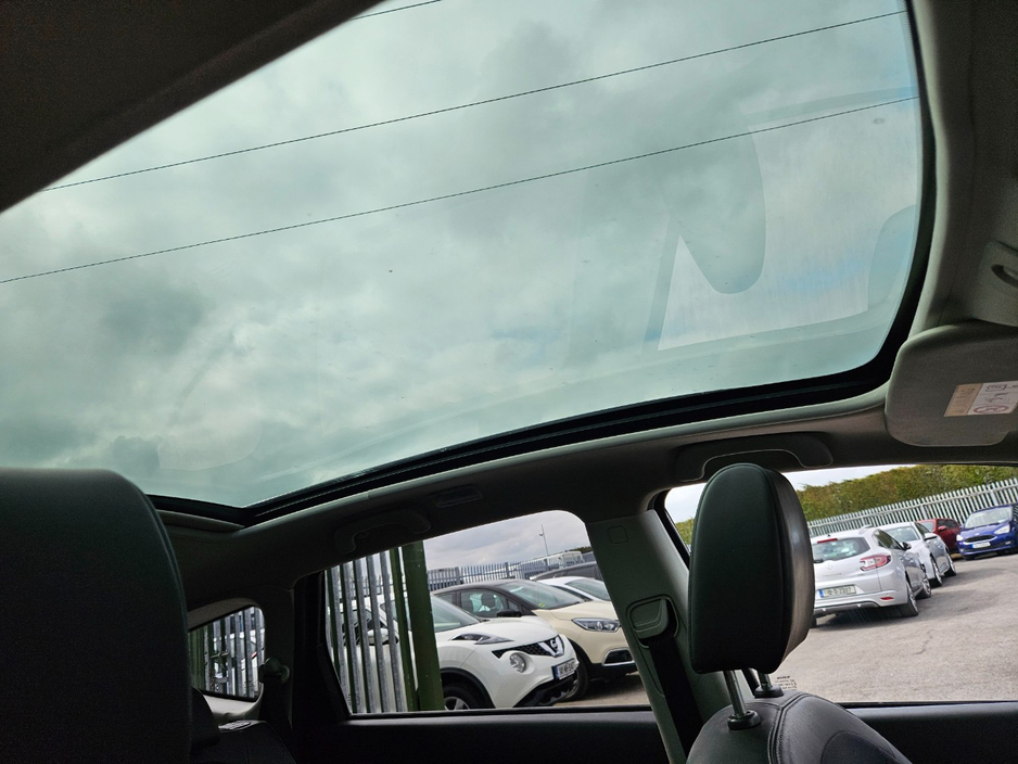 2014 Nissan Qashqai +2 - image 7