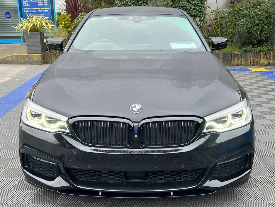 2019 BMW 5 Series - image 15