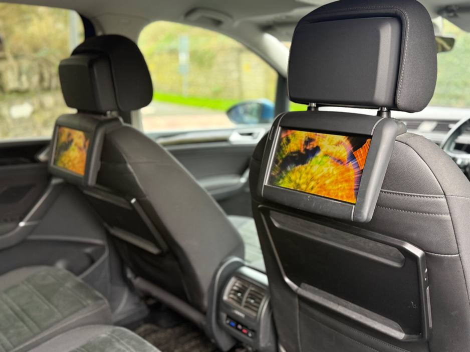 2016 Volkswagen Touran - image 8