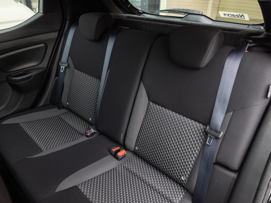 2019 Nissan Micra - image 20