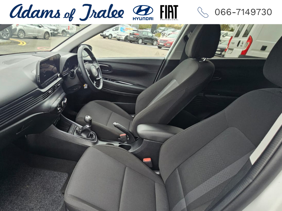 2025 Hyundai i20 - image 10