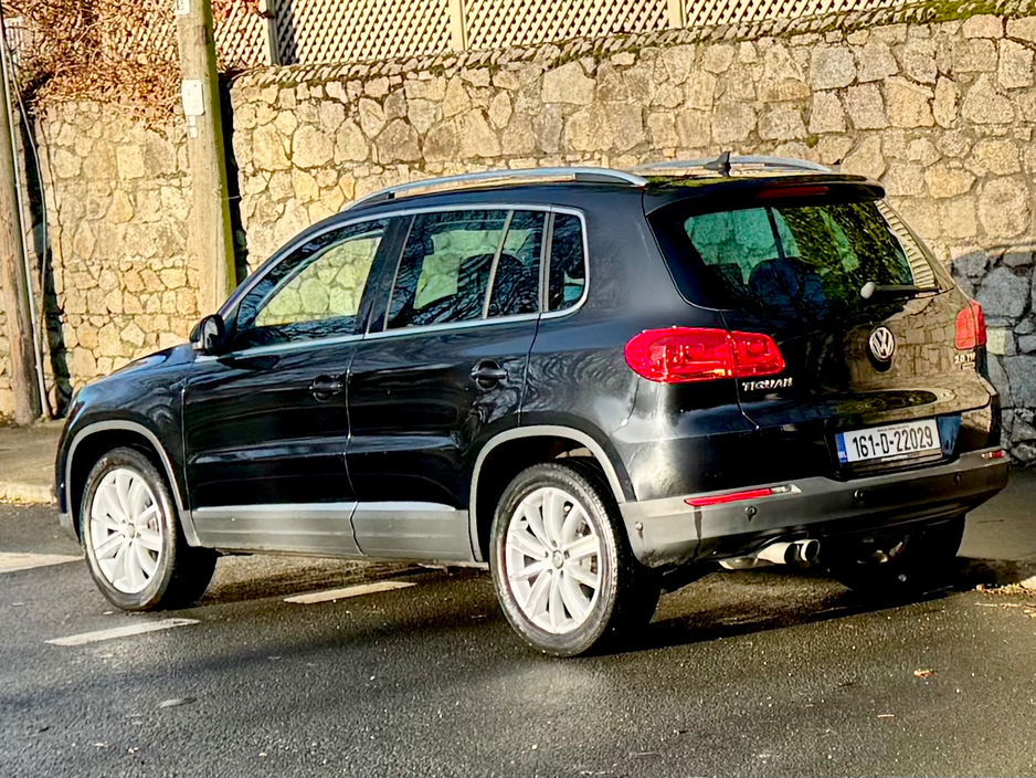 2016 Volkswagen Tiguan SPORT 2.0 TDI!!PANROOF!!LEATHER!! €16,900