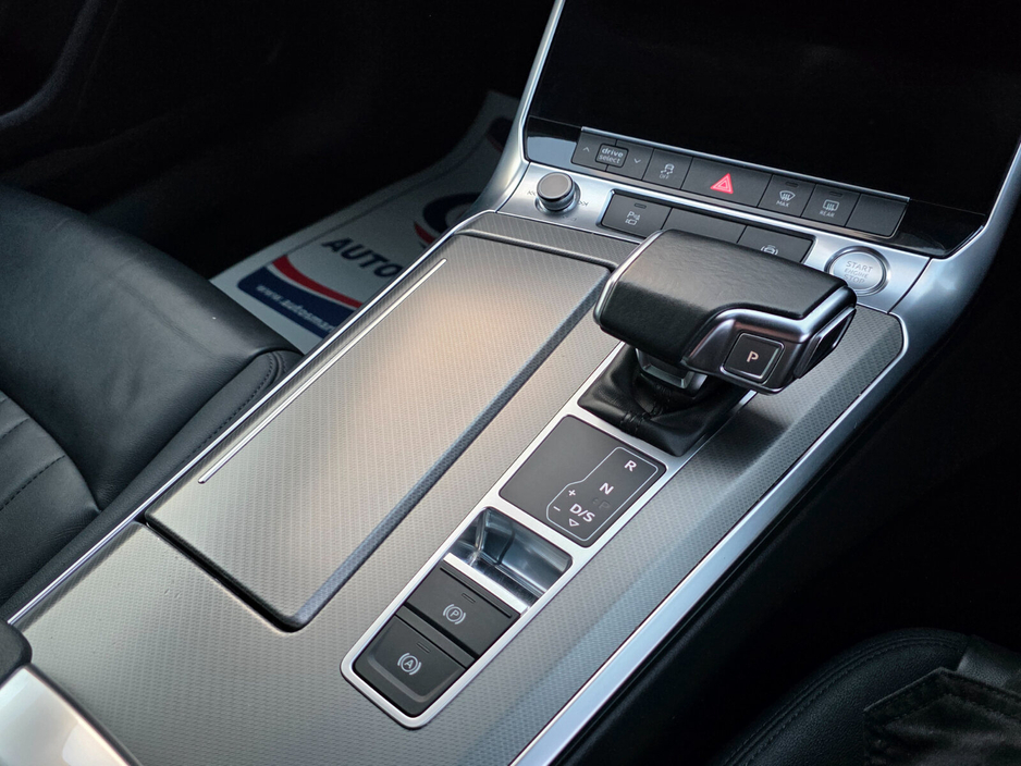 2020 Audi A6 - image 25