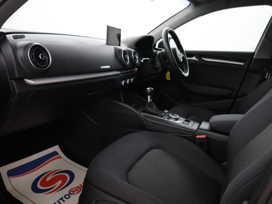 2018 Audi A3 - image 16