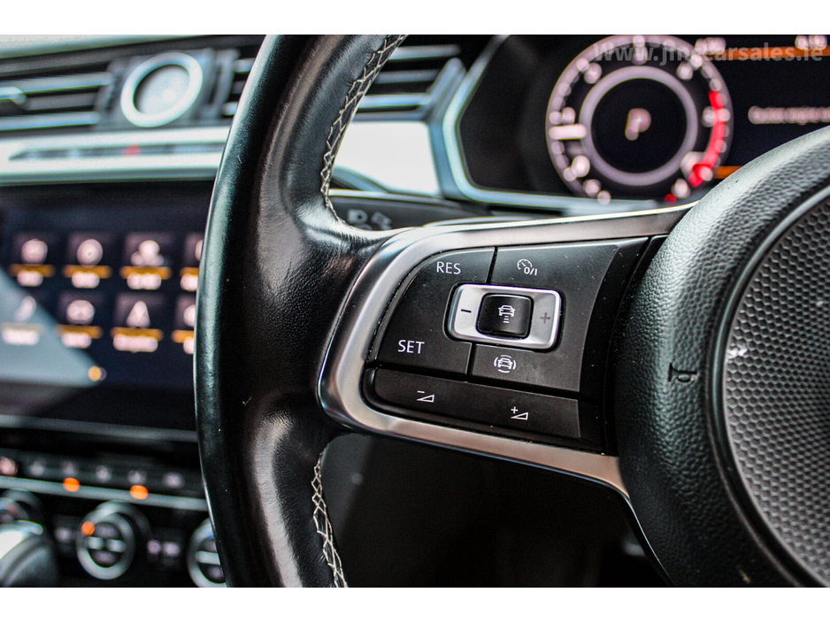 2018 Volkswagen Arteon - image 24