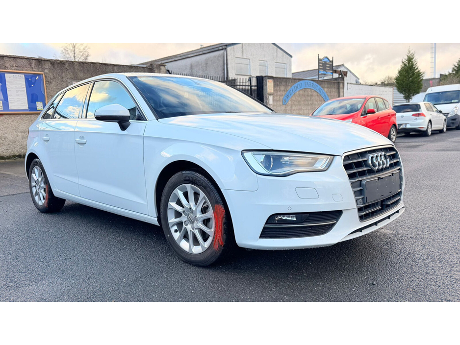 2015 Audi A3 1.4 TFSI 140BHP S LINE €14,500