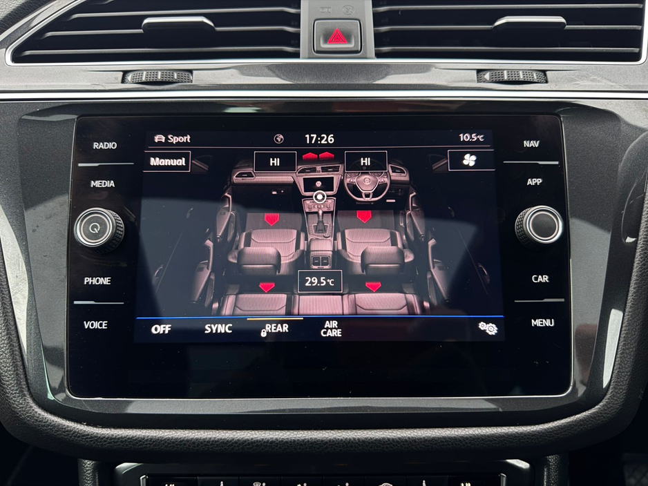 2019 Volkswagen Tiguan - image 35