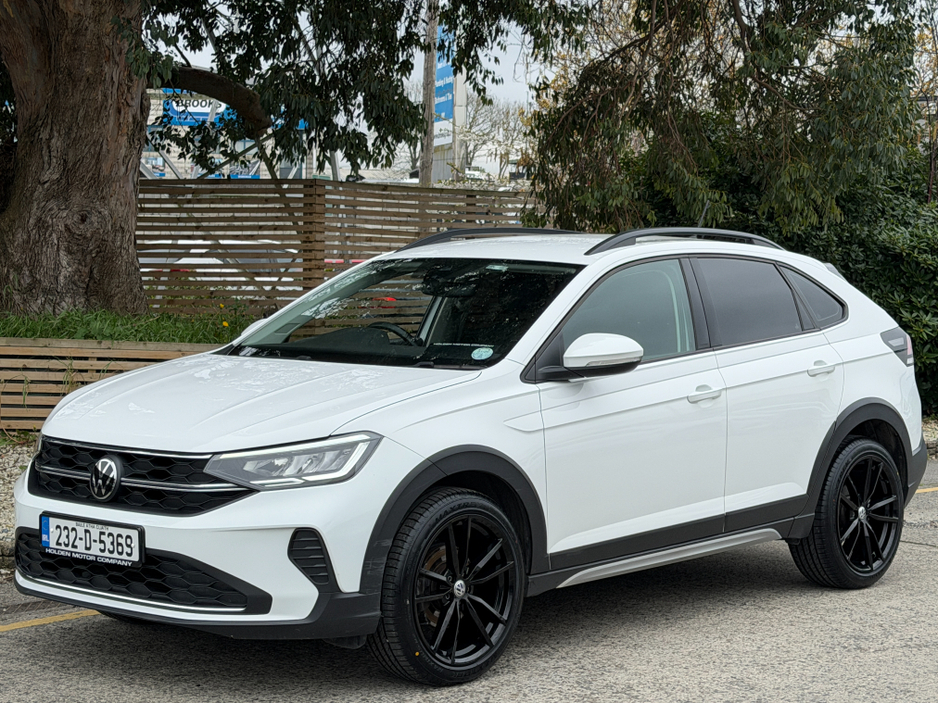 2023 Volkswagen Taigo - image 2