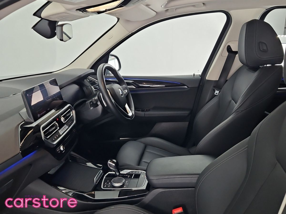 2024 BMW X3 - image 12