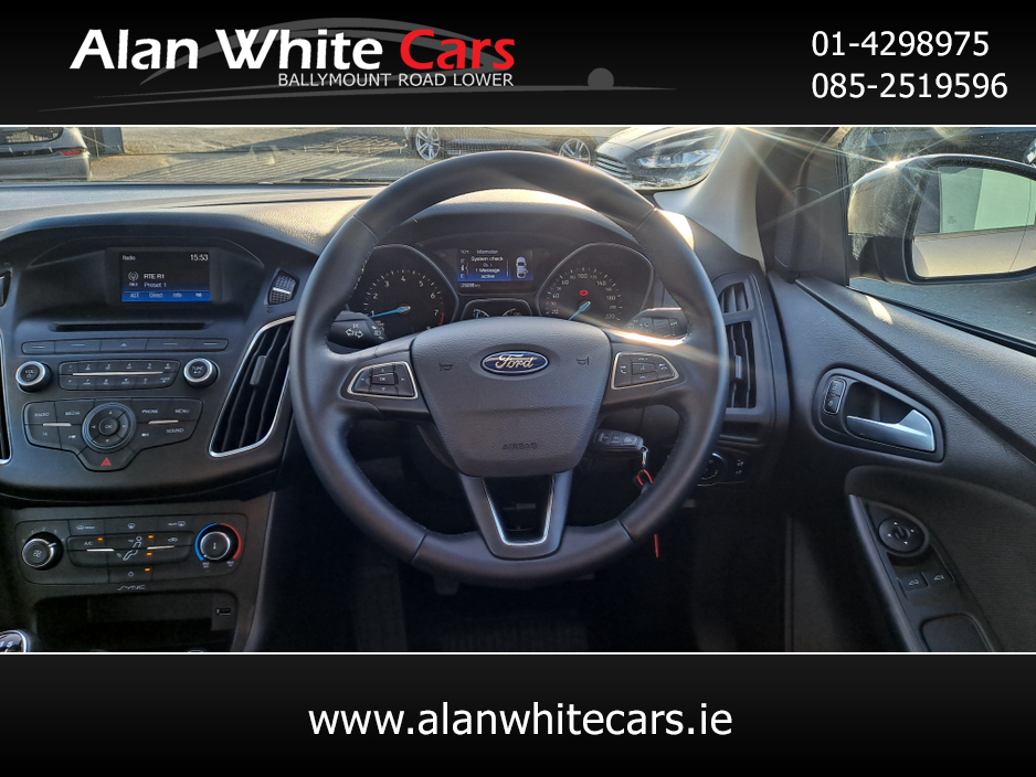 2016 Ford Focus - image 22