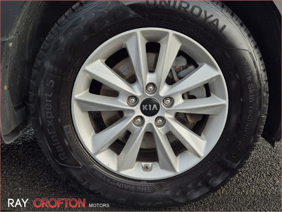 2019 Kia Sorento - image 8