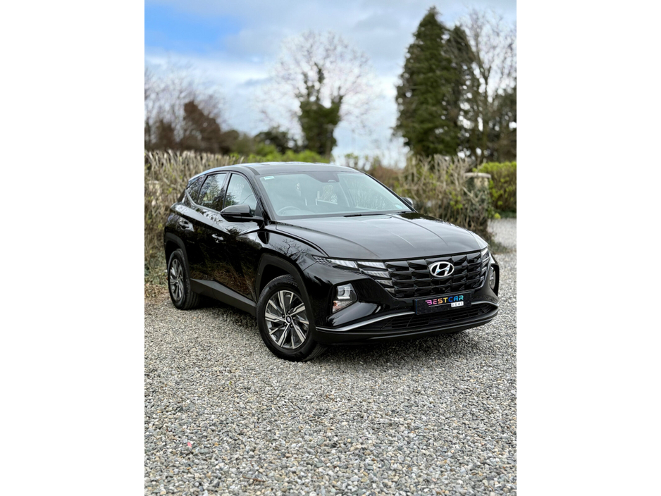 2024 Hyundai Tucson - image 2