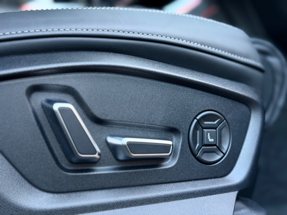 2026 Audi SQ7 - image 16