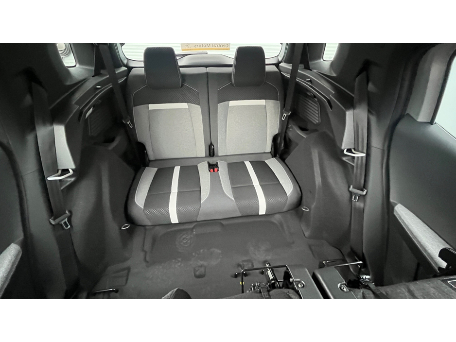 2026 Opel Frontera - image 12