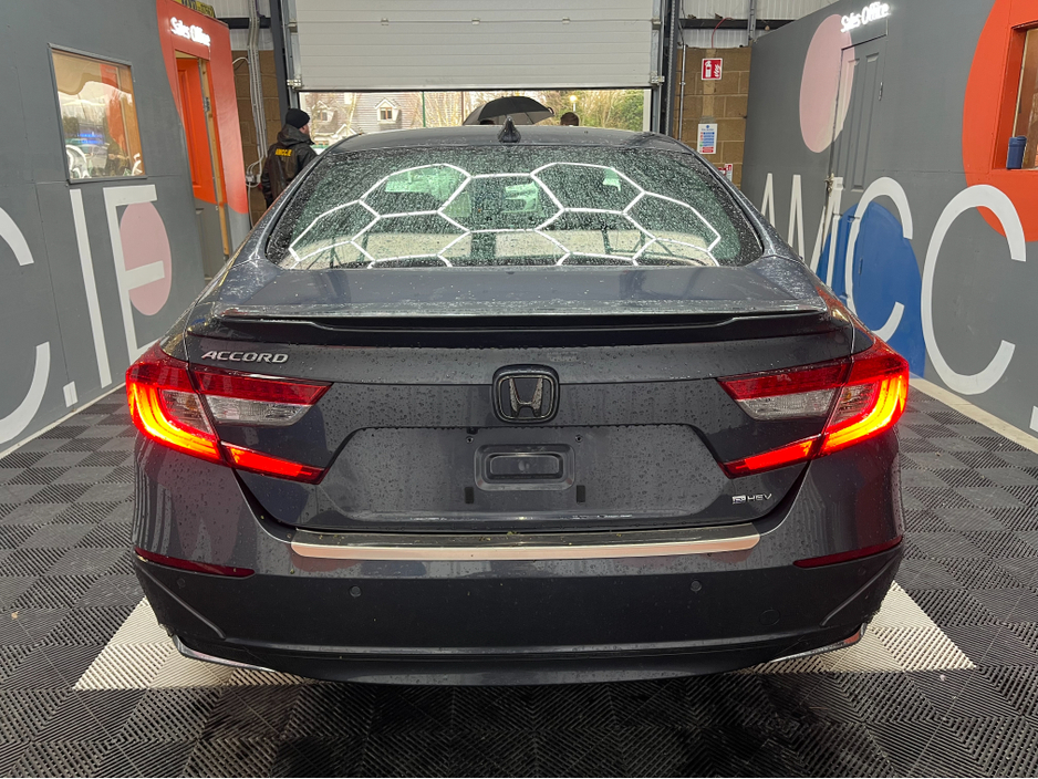 2023 Honda Accord - image 3