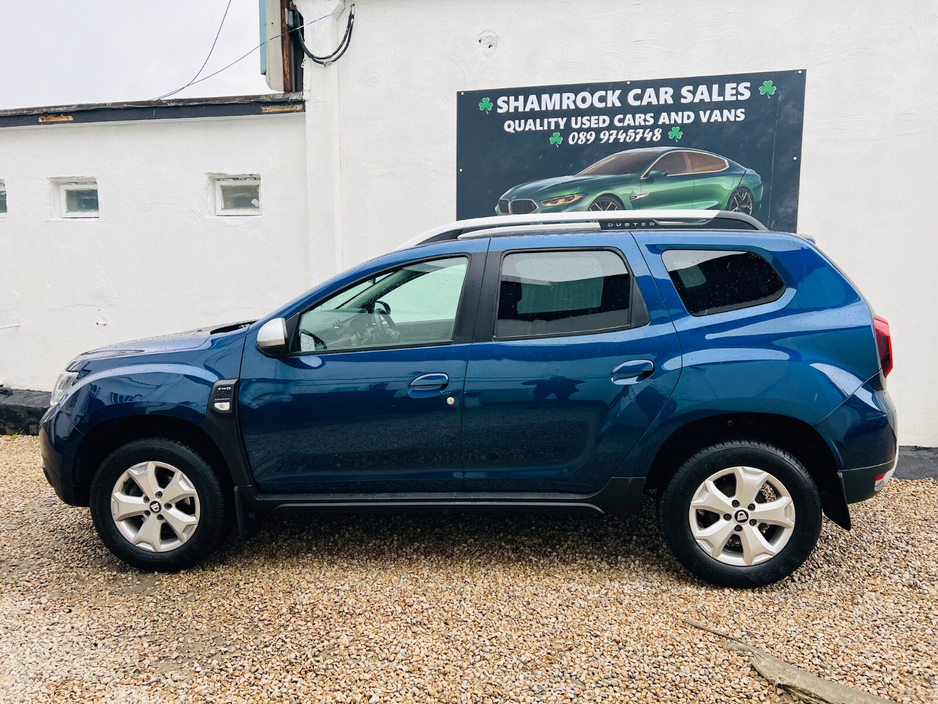 2019 Dacia Duster - image 2